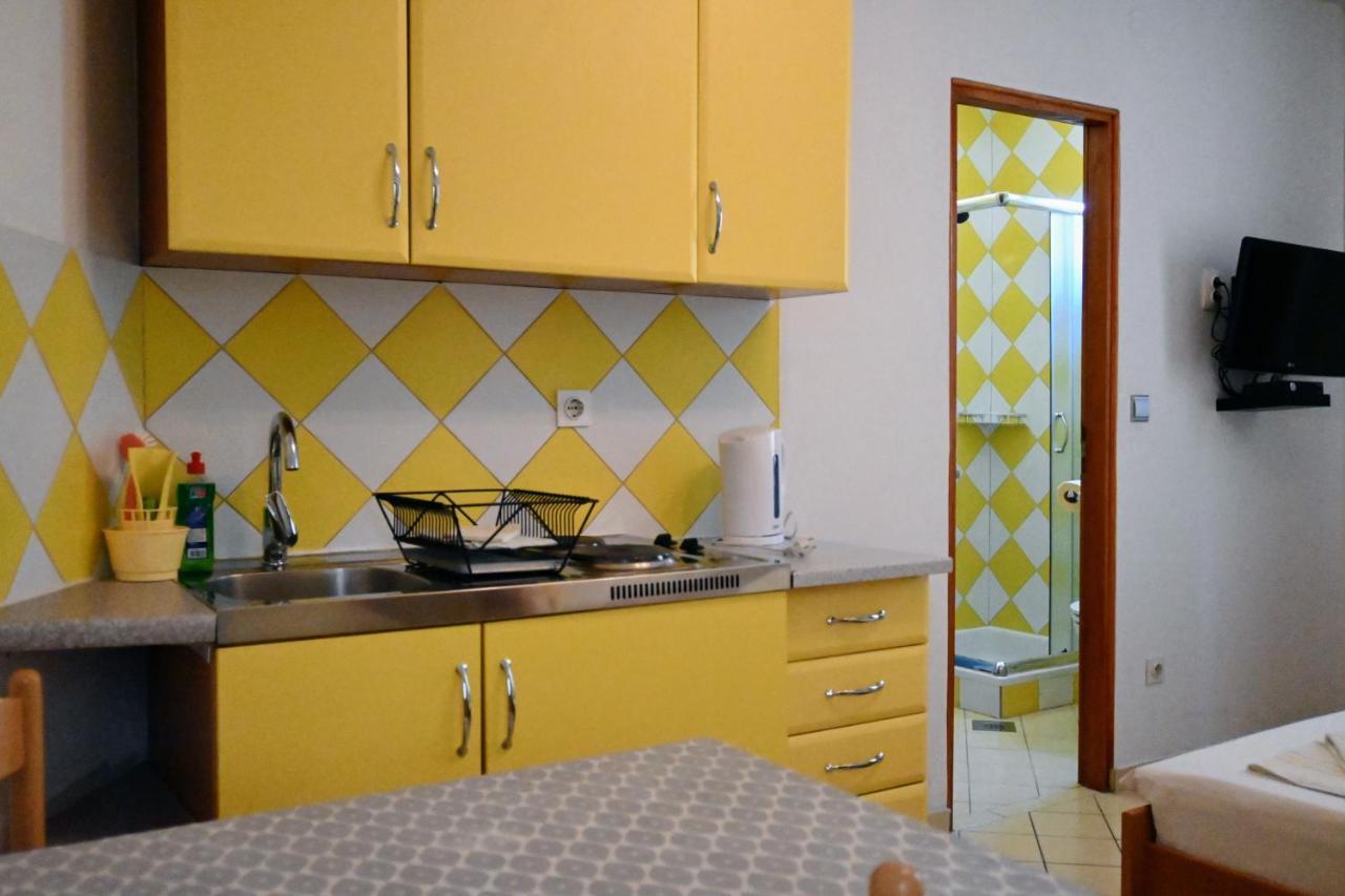 Apartments Tea Pag Pag Town Kültér fotó